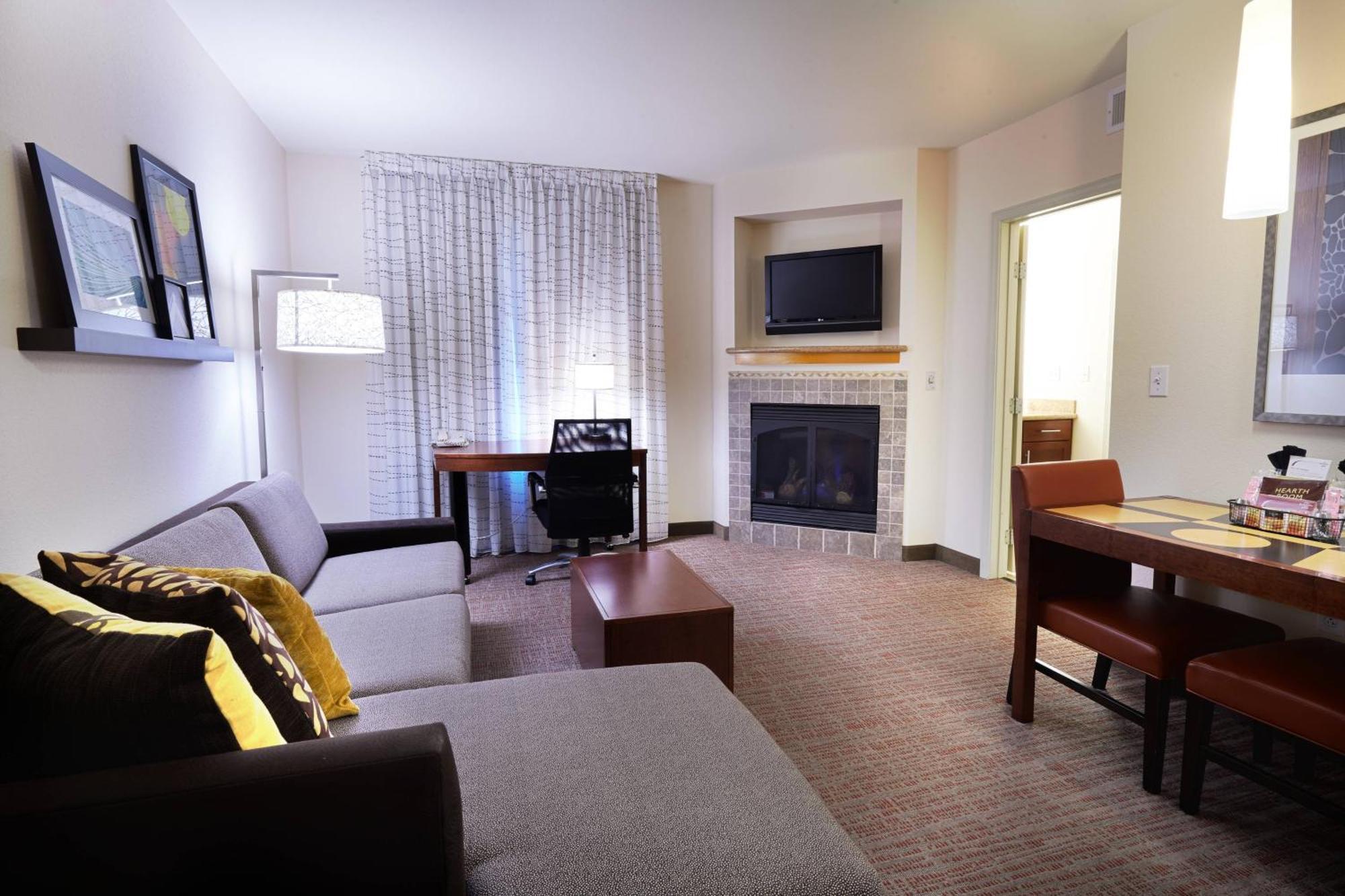One-Bedroom King Suite Sofa Bed